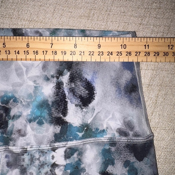 Lululemon | Align Pant 28" | Size 4 - Picture 6 of 7